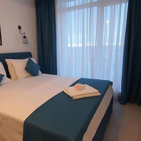 Alezzy Beach Apartament Prima Linie La Mare 那沃达利 外观 照片