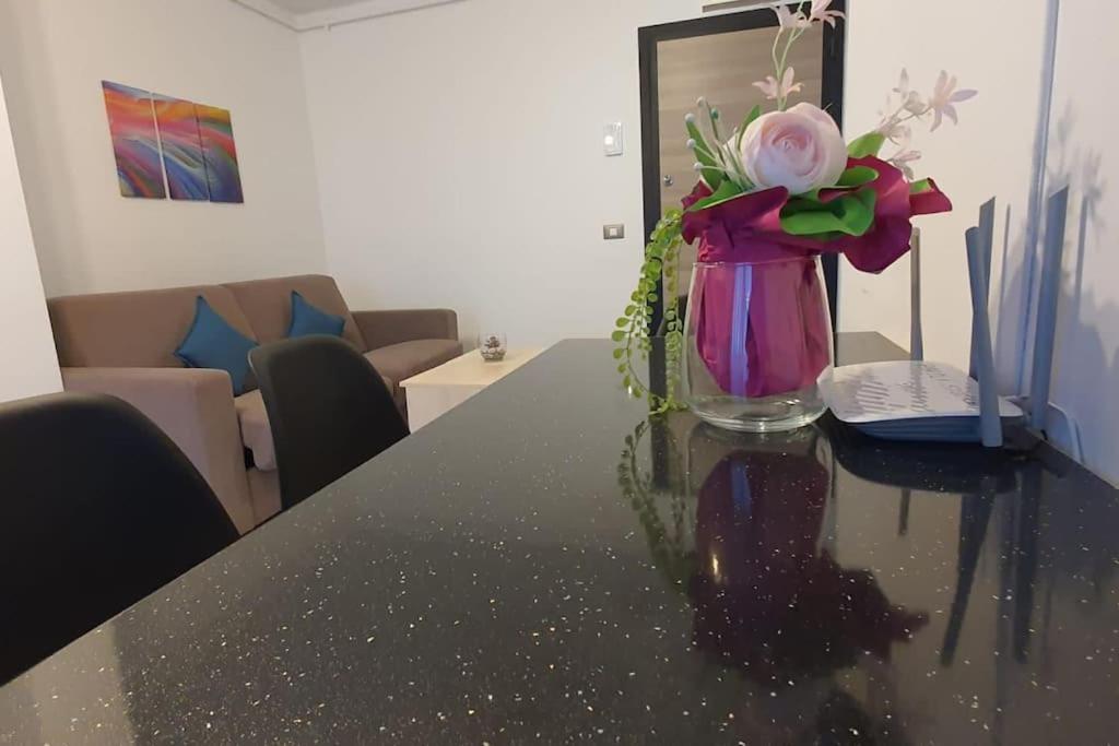 Alezzy Beach Apartament Prima Linie La Mare 那沃达利 外观 照片