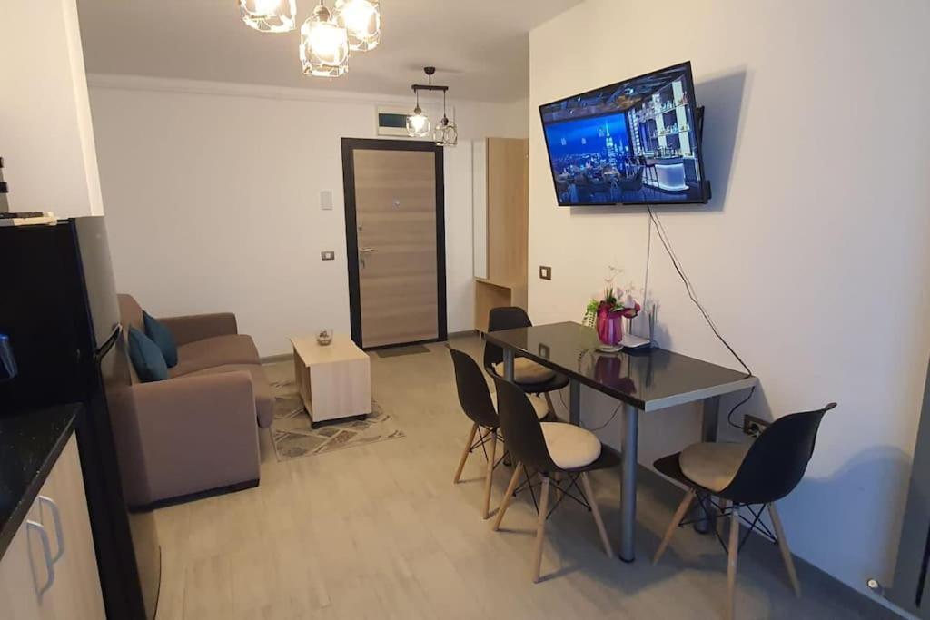 Alezzy Beach Apartament Prima Linie La Mare 那沃达利 外观 照片