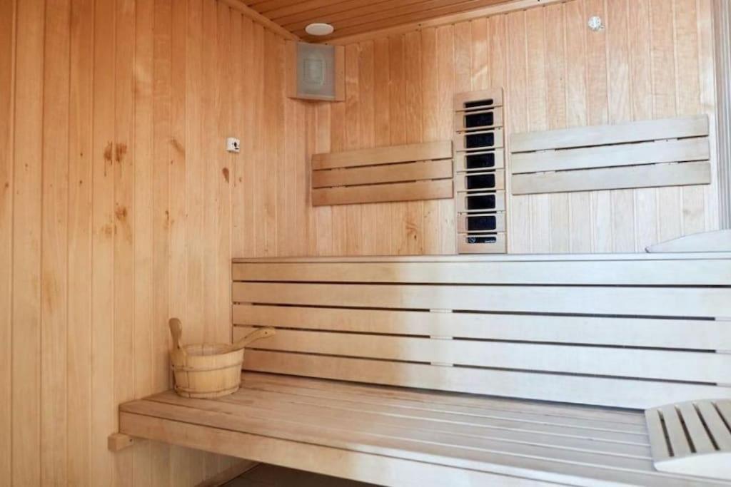 Alezzy Beach Apartament Prima Linie La Mare 那沃达利 外观 照片